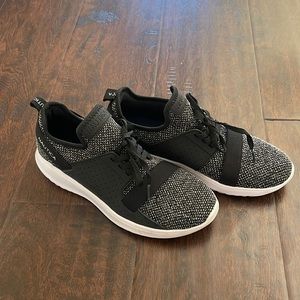 Nautica lightweight running sneakers 👟